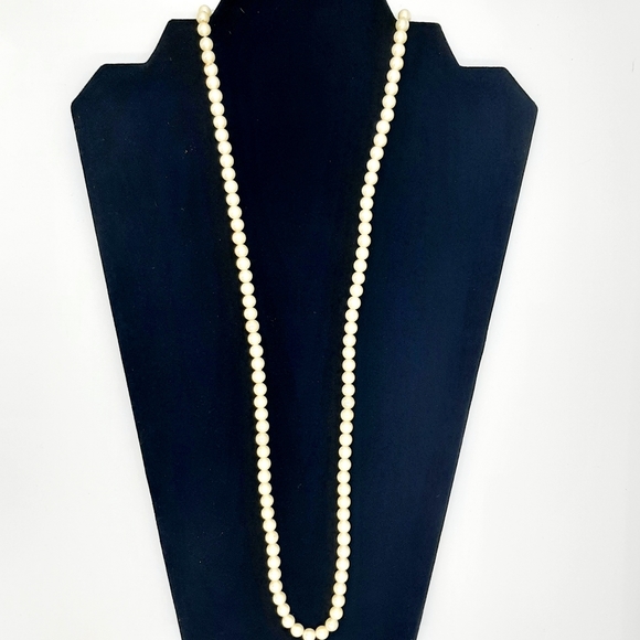 Vintage Beaded Necklaces - Picture 3 of 3